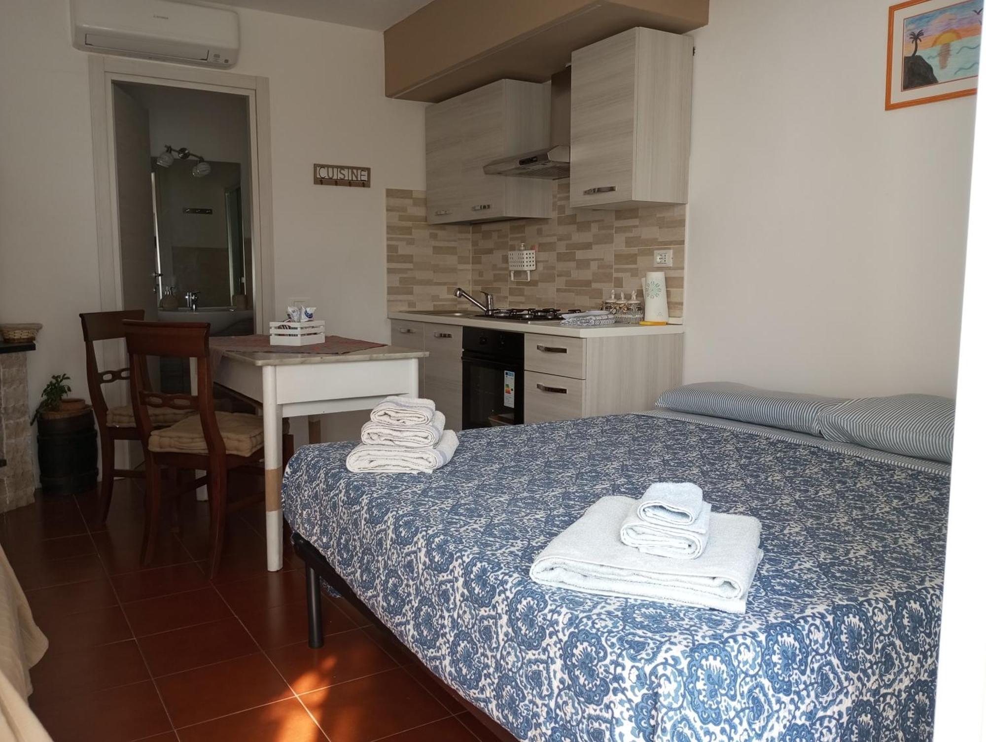 Tigullio Vacations Panoramica Apartments ลาวาญา ภายนอก รูปภาพ